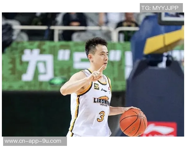 赵继伟称周鹏为低估的英雄贡献巨大攻防两端表现突出