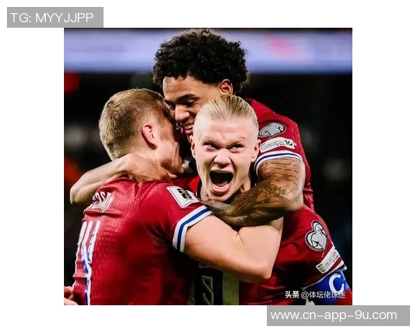 哈兰德夸女友球技如吉格斯女友调侃哈兰德盘带水平不行