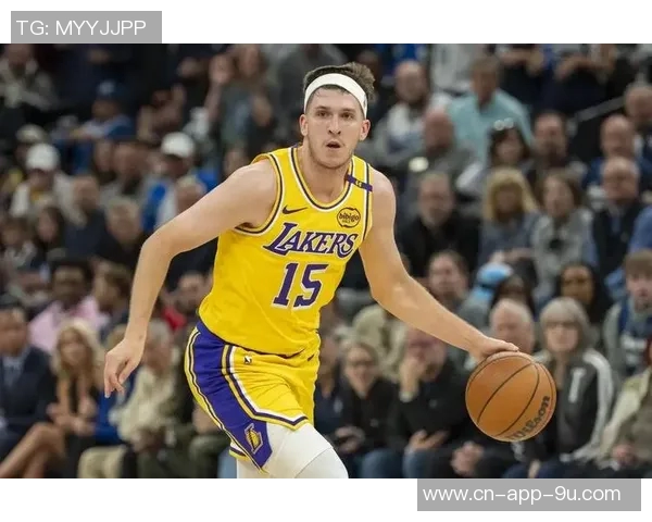 小里弗斯谈保罗运动能力下滑依靠智慧打球已久